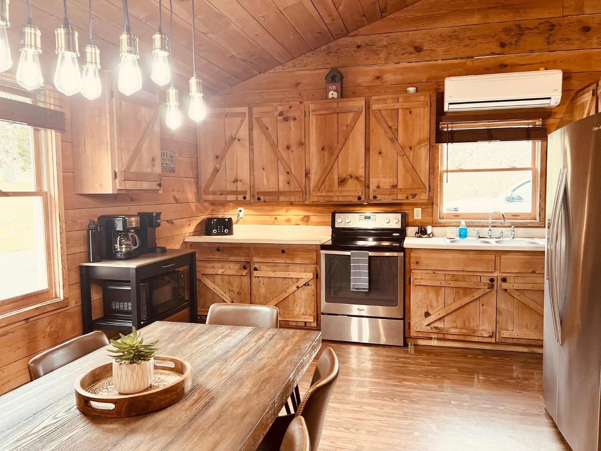 Firefly Fields 2-Acres With Guest House, Game Room, Mountain & River Views Sevierville Esterno foto
